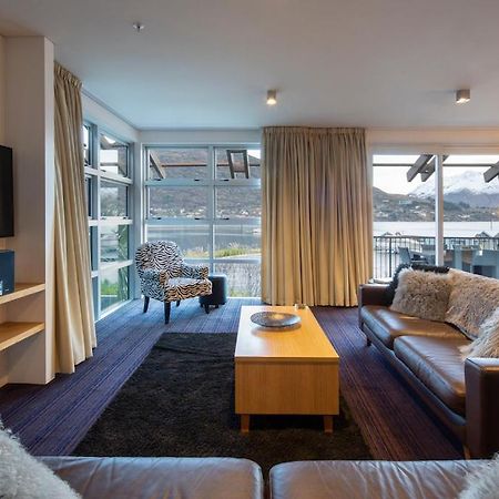 Absolute Lakefront Location - 3 Bedroom Apartment Queenstown Dış mekan fotoğraf